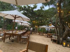 -三亚艾迪逊酒店·海滩烧烤 BARBACOA·现场乐队·浪漫晚餐·烧烤海鲜