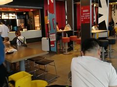 大堂-麦当劳(宁波火车高铁站店)