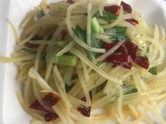 -临江餐馆二楼美食部落