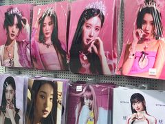 -Love Star追星馆(上海大悦城店)