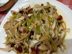 -超越海鲜屋(飞龙物业店)