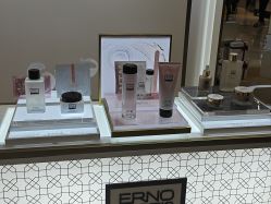 -奥伦纳素Erno Laszlo