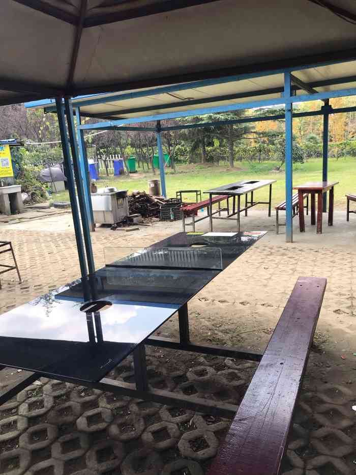 十八湾烧烤乐园-"食材全是自己带的,在那也有的卖,仅仅租炉.