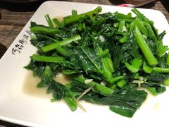 -阿飞冲浪旅店一馆