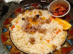 金桃手抓饭-丝路金桃·新疆菜(徐汇店)