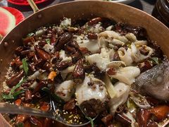 -渔语鱼新川菜Bistro(万象天地店)