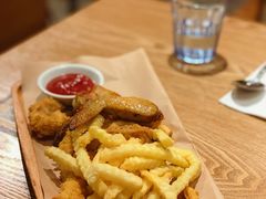 -必胜客(百联又一城店)