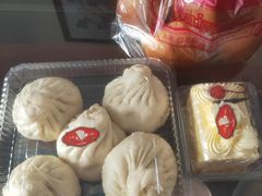 -白玉兰食品甜凤店(合生汇店)