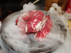 黑牛肉-喵小乙碳火烤肉(大坪协信星光天地店)