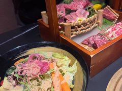 -山川小町·极番烧肉(新地假日广场店)