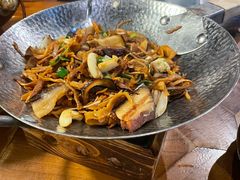 -雀舞云南菜(天津天河城购物中心店)