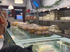 -白玉兰食品(中山公园龙之梦店)