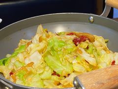 干锅包菜-东方红·湖南菜(金屿店)