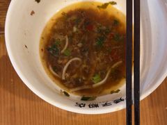 -矮子粉店1985·长沙米粉(湘春路店)