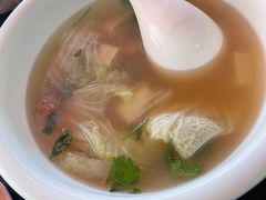 白菜豆腐丸子汤-卤煮老北京酱肉馆