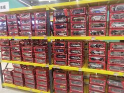 -卡通派潮品玩具折扣仓(青岛新城吾悦广场店)