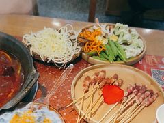 -赵美丽·重庆社区火锅·直营店(火车东站·中豪国际店)