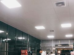 大堂-吉源大排档·鱼生·海鲜(烧烤彩印厂店)