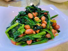 小菠菜拌花生-奥华餐厅·老张记(台基厂店)