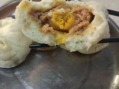 咸蛋黄超人包-老陶包子铺(南大西南村店)