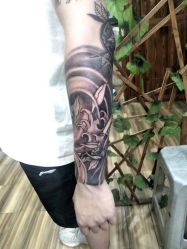 -冰岛刺青·手工耳饰品售卖·专业纹身