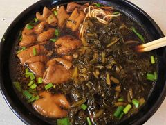 -小龙大肉面馆
