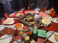 -二荆条·蜀鲜汇城市森林火锅