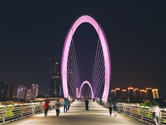 -南京眼步行桥