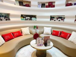 -洁铭新加坡医美