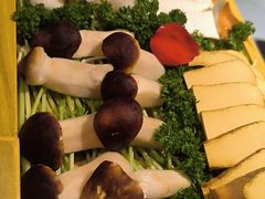 -慢丽江·云南野生菌土鸡锅(付家庄店)