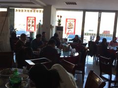 -溢心园香河肉饼总店