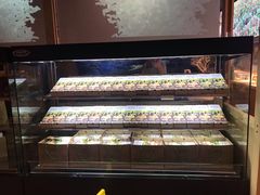 面包甜点陈列柜-老乡鸡(亚夏汽车城同创科技园店)