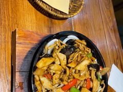 -蒙艾里民族传统菜蒙餐