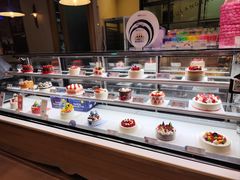 -巴黎贝甜(大宁国际商业广场店)