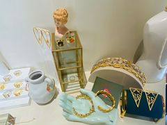 -LADY FAFA(巨鹿路陕西南路路口店)