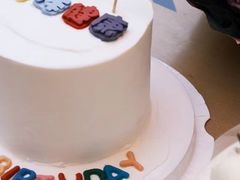 -鹿里烘焙LulyBaking(东二环泰禾广场店)