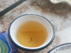 -黄记四更烤乳猪店