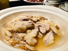 砂锅五指毛桃沙虫鸡-炳胜品味(海印总店)