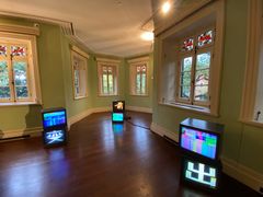 -Nathalie Djurberg与Hans Berg“牛皮纸包裹的月亮”-Prada荣宅当季展览