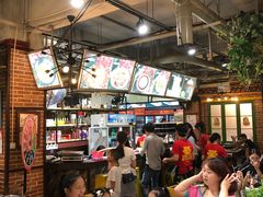 大堂-钢管厂歆瑞源油卤串串香(春熙路太古里店)