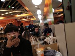 -呷哺呷哺(世贸.工三店)
