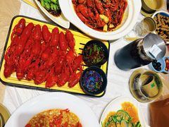 -肥肥虾庄·金牌油焖大虾(首义路店)