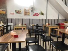 大堂-三妹老屋新鲜焗盐鸡