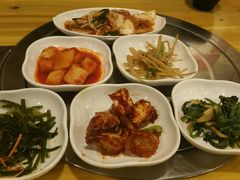 -故乡家韩国料理(丹东街店)