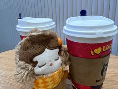 -瑞幸咖啡(长宁来福士B1层店)