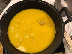 -鲜入围煮花胶鸡海鲜火锅