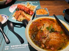 -八月美食小馆(周村太和路店)