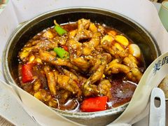 招牌石锅蛙-雨后行菜(报慈北路店)