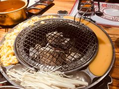 -青瓦炭韩潮烤肉(花园道店)