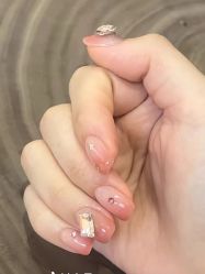 -IDO美甲美睫